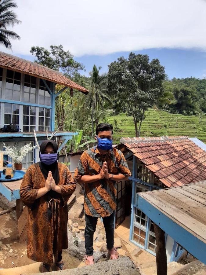 KAI Swargaloka Hotel Bandung Bagian luar foto